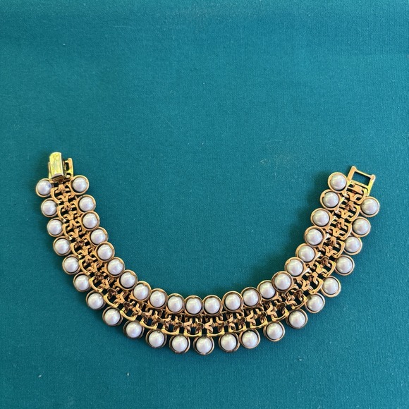 Avon Jewelry - Vintage Avon Faux Pearl Gold Tone Double Row Chain Bracelet 7 1/2 Inches Long